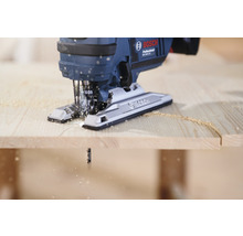 Bosch sticksåg vid sågning av trä