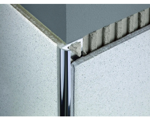 Hörn med kakelprofil för kantkakel