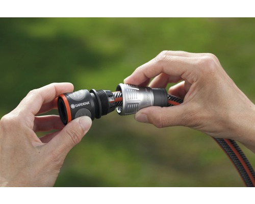 Trädgårdsvattenslang med Gardena koppling