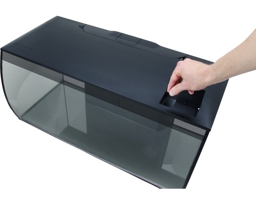 Akvarium med matningslucka