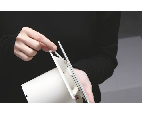 Installation av rullgardin mot insekter