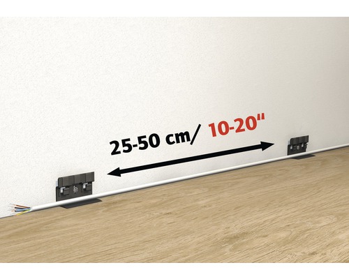 Avståndet mellan golvlistsfästen är 25 till 50 centimeter