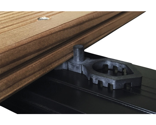 Trädgårdsplanka och klämma för terrassfästning