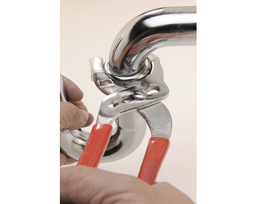 Installation av en röranslutning med en rörtång