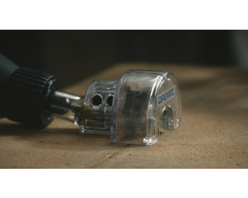 Dremel Logo med verktygsfäste för skärning på trä