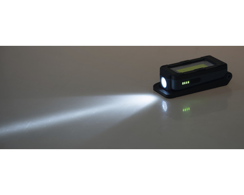 Arbetslampa med ljusstråle