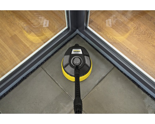 Kärcher Logo golvrengörare på stengolv