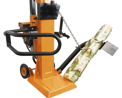 Vedklyv med träklabb