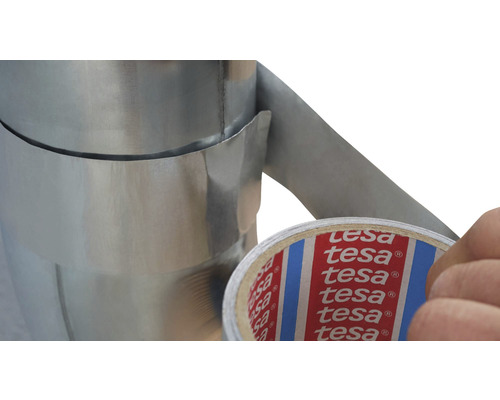 Isolering av ett rör med Tesa vävtejp