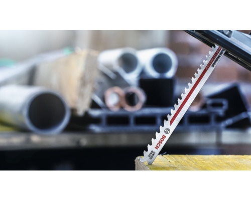 Bosch logotyp. Sticksågsklinga skär trä.