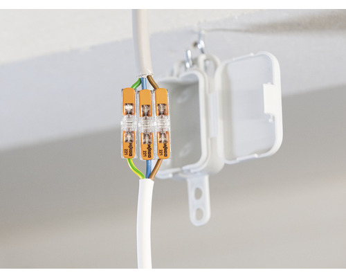 Installationsklämmor med kopplingsdosa och elektrisk ledning