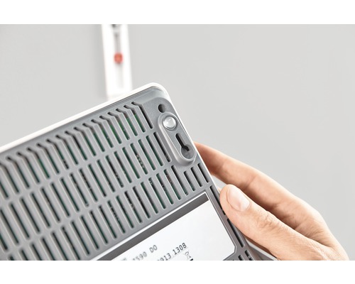 Detaljvy av en värmeregulator med väggfäste