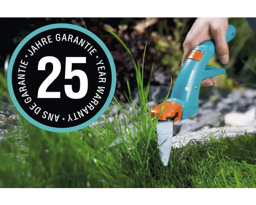 Gardena batteridriven grässax klipper gräs med 25 års garantistämpel