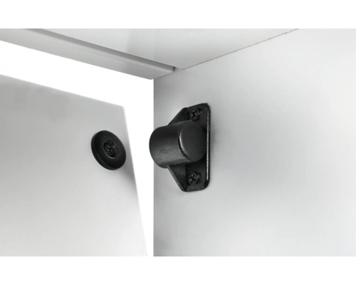 Skåpsdörrspärr för användning i ett skåp