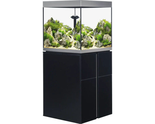 Akvarium med underskåp, dekorerat med växter och stenar