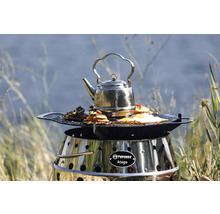 Petromax Atago grill med tekanna och mat
