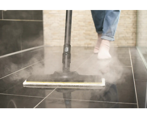 Ångtvätt i bruk på klinkergolv