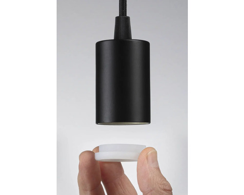 Svart lamphållare med vitt tillbehör