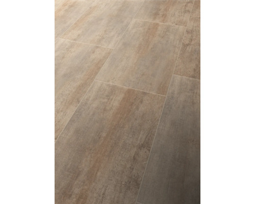 Lagda golvplattor inomhus