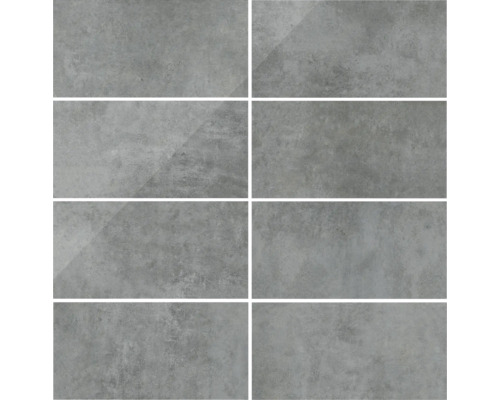 Grå väggplattor av stengods i stort format