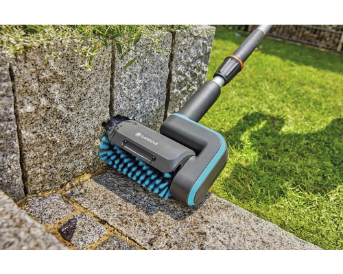 Gardena borste för rengöring av stenar och fogar