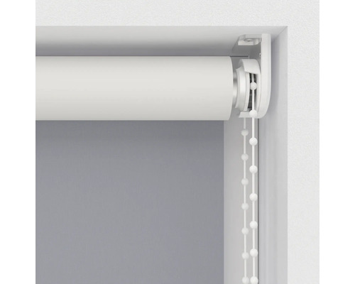 Rullgardin för fönster med kedjedrag för ljusreglering