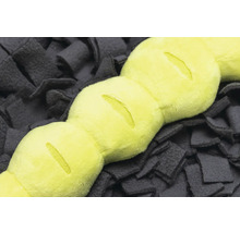 Hundleksak larv på en sniffmatta för hundar