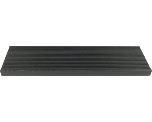 Trappsteg av gummi med räfflad profil