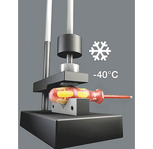 Skruvmejsel i köldtest vid minus 40 grader