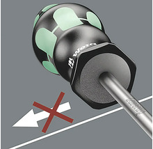 Detaljvy av en skruvmejsel med ett rött förbudstecken för bortrullning