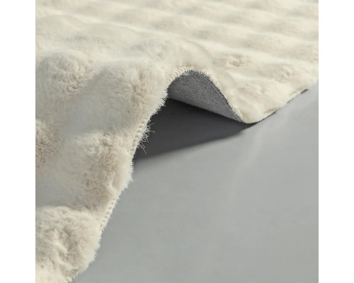 Mjuk matta med hög lugg