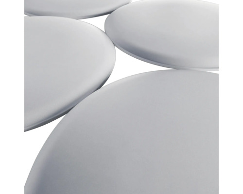 Flera runda LED-taklampor