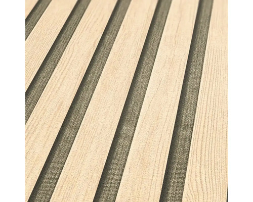 Närbild av en träpanelvägg med räfflad design