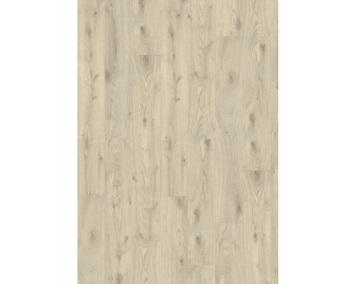 Ljust laminatgolv med träutseende.