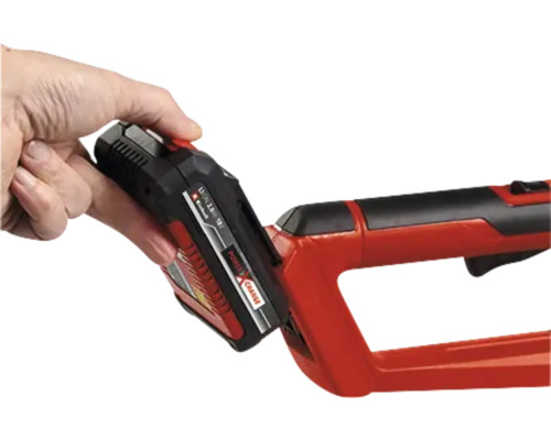 Sätta i ett batteri i en häcksax