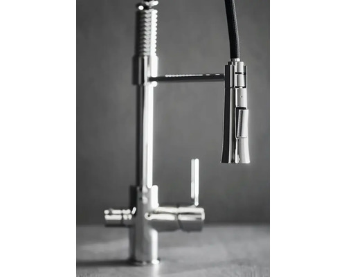 Köksblandare med utdragbar dusch