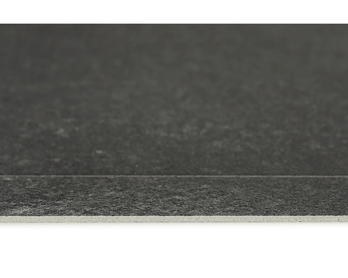 Närbild av en mörk golvplatta