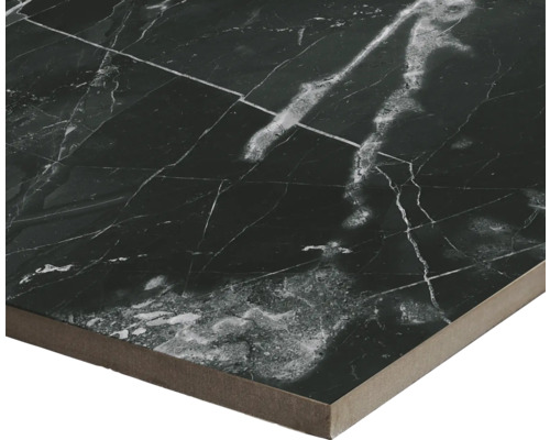 Mörkt golvkakel med marmorlook