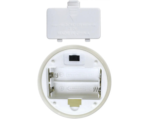 Batterifack för en lampa med strömbrytare och plats för två batterier