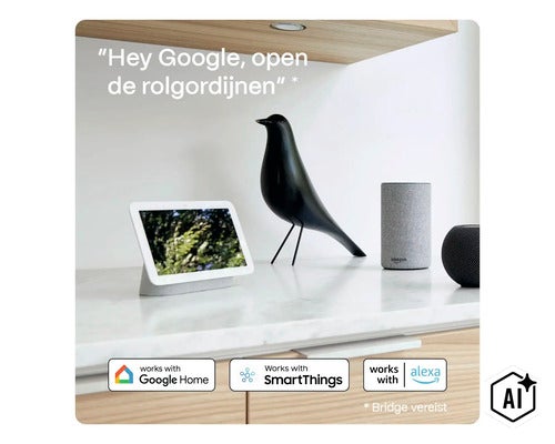 Smarta hem röstassistenter på en marmoryta med logotyper för Google Home, SmartThings och Amazon Alexa kompatibilitet. (Image AI modified or generated)