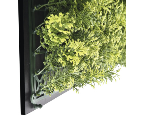 Konstgjord växtvägg med ormbunksmönster