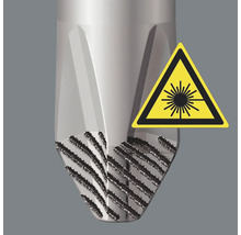 Närbild av en borr med lasersymbol