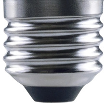 Närbild av E27-lampsockel
