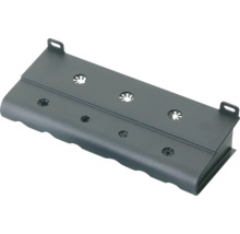 Plastdelshållare med utsparingar