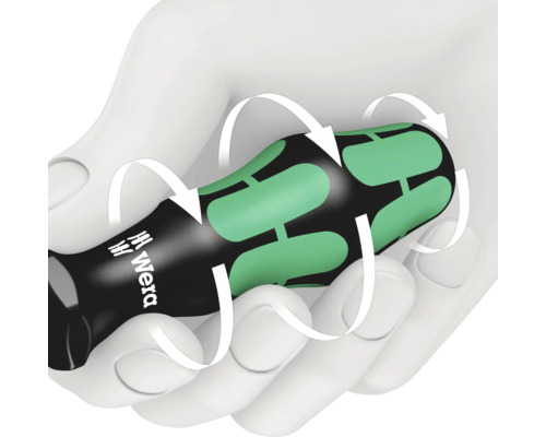 Wera logotyp på skruvmejselhandtag i hand med roterande pilar