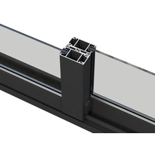 Detaljvy av en aluminiumfönsterprofil med glas