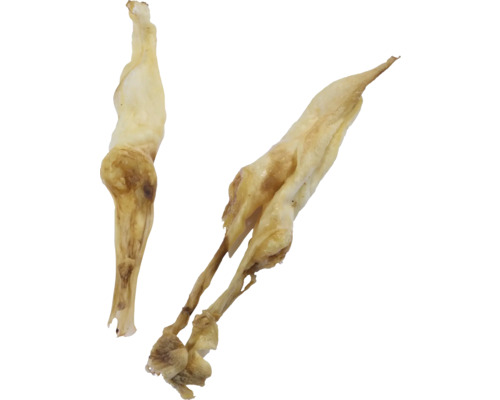 Två torkade grishöron för hundar.