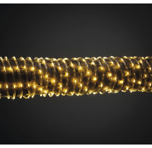 LED-ljusslinga på trä