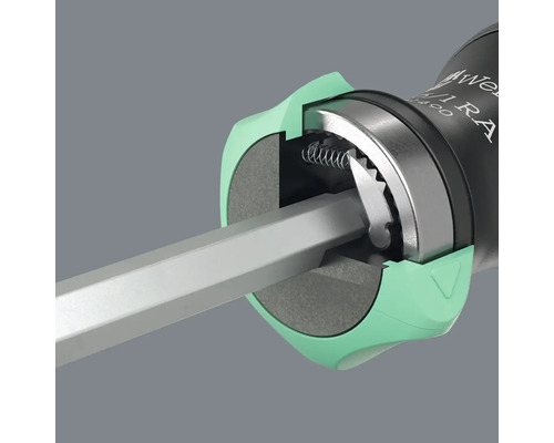 Detaljvy av en skruvmejsel med spärrfunktion