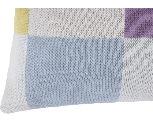 Fyrkantig dekorativ kudde med geometriskt mönster